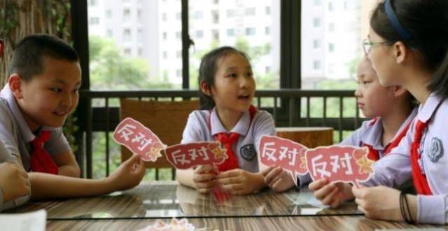 现你知道吗小学生因名字复杂走红，连名带姓多​画​，“乙一”同学表示同情孩子能