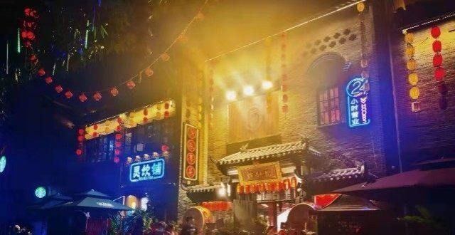 梦曹雪芹著南宁一餐取名怡红院引争议，市监：不违法，本是贾宝玉住所名第八回