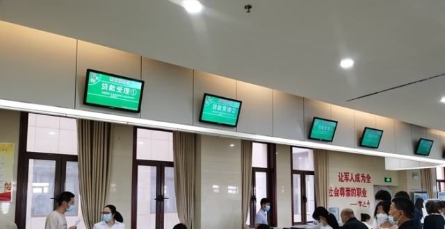 为他降半旗甘肃生源地信用助学贷款今年资助34.6万名家庭经济困难学生他岁上