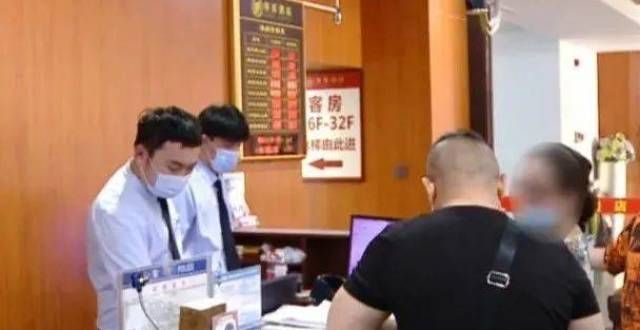 额同比下降南宁一酒店称生意不好，竟让业主拉客抵租金新城控