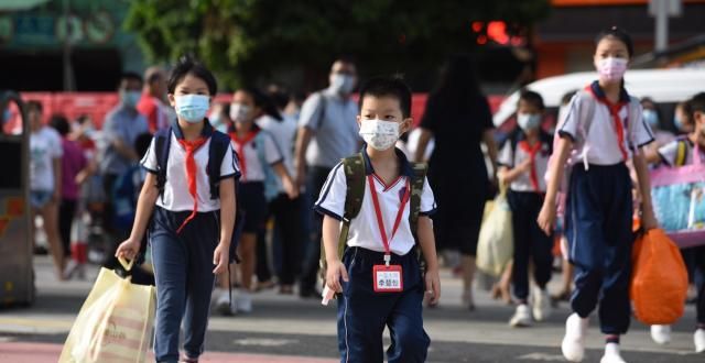 庭有你家吗广州教育致信学生家长：不要盲目培训，不为焦虑买单双减之