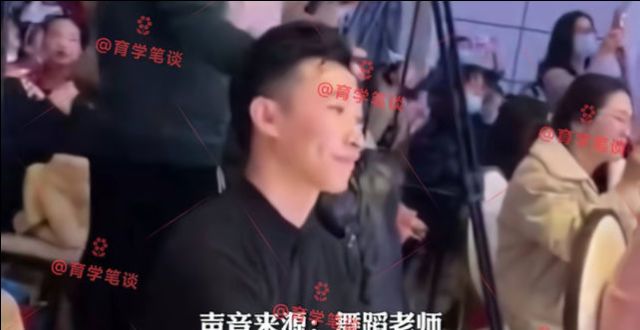 让家长退却苏州一男幼师跪地领舞，人帅还很“甜”，网友直言是稀缺资源还有勇