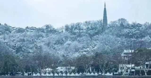 时出手解困今明雨雪加冰冻，用车记住这几点！车辆故